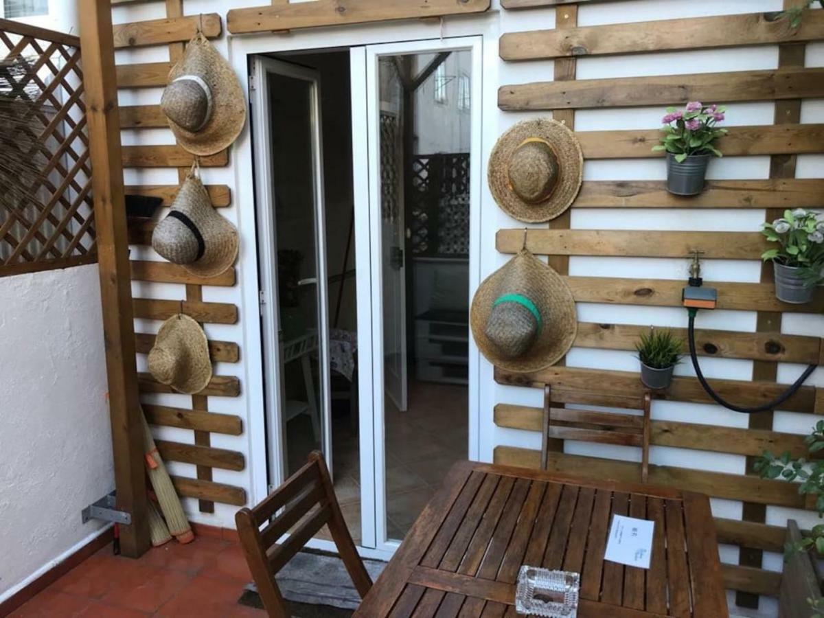 Appartamento Flat With Terrace In Adamastor Lisbona Esterno foto